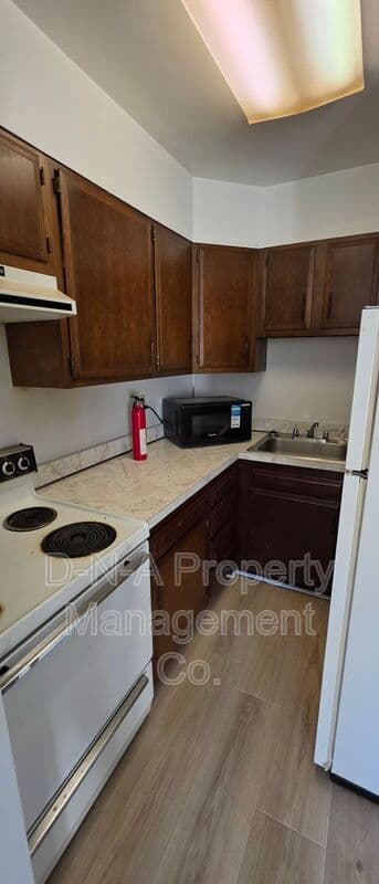 Henryville Condo: 520 Post Hill Road