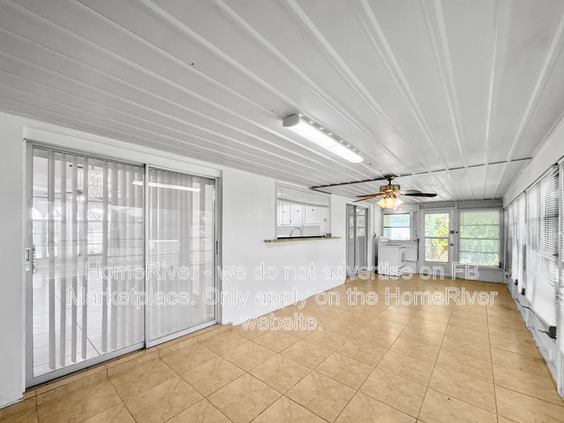 Port Charlotte House: 2496 Beacon Dr