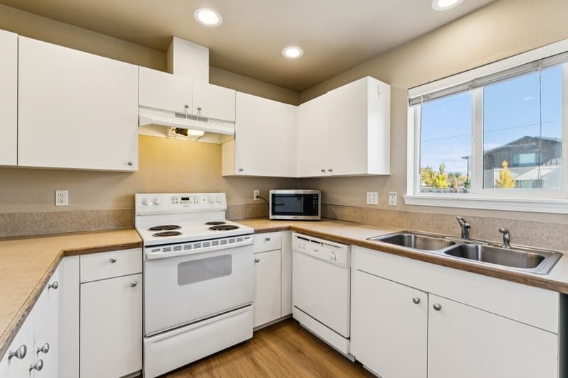 Boise Townhome: 7904 West Colehaven Court