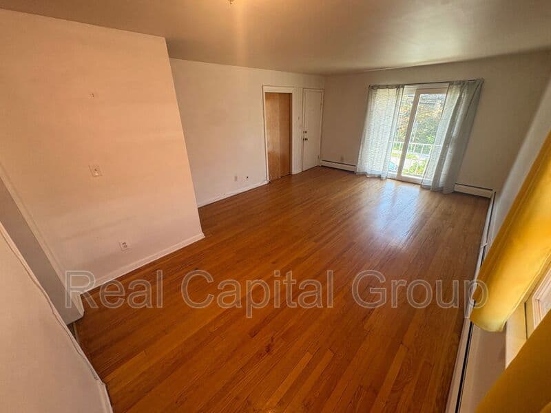 Albany Condo: 189 S Allen St