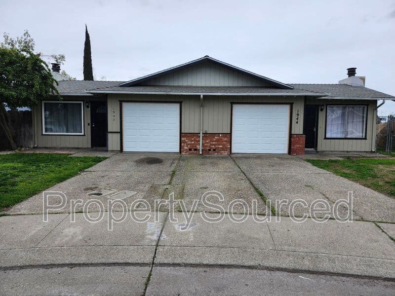 Stockton Townhome: 1944 Hickock Ct