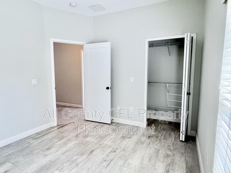 Orlando House: 2408 Corrine Drive
