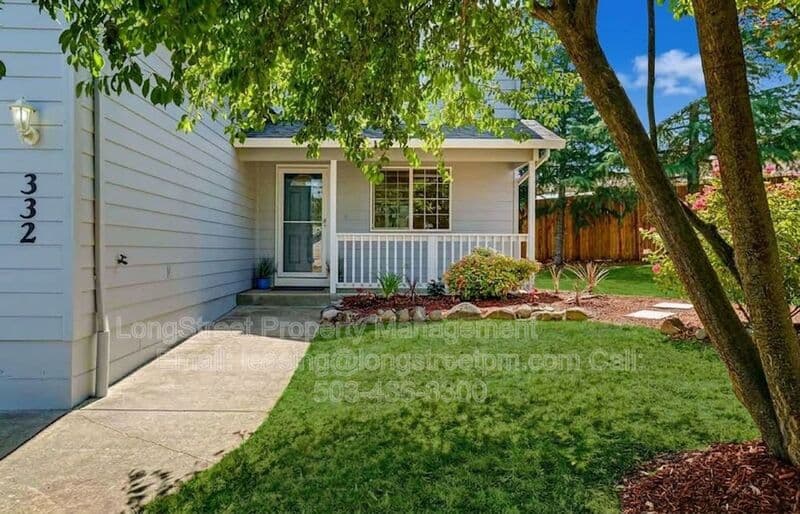 Adair Village House: 332 NE Carmen Pl