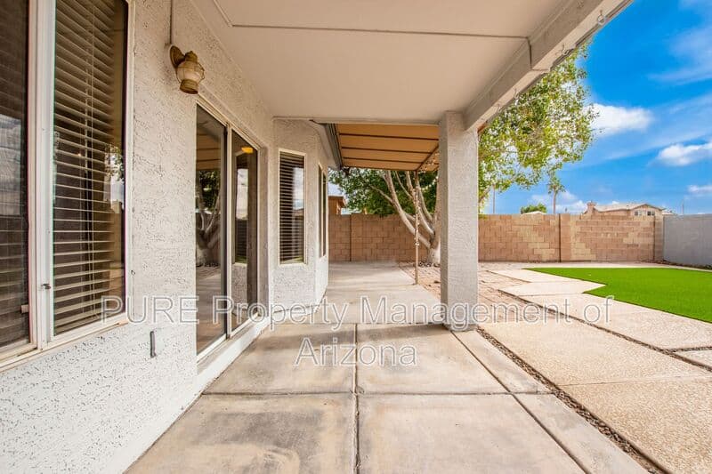 Gilbert House: 1729 W Harvard Ave