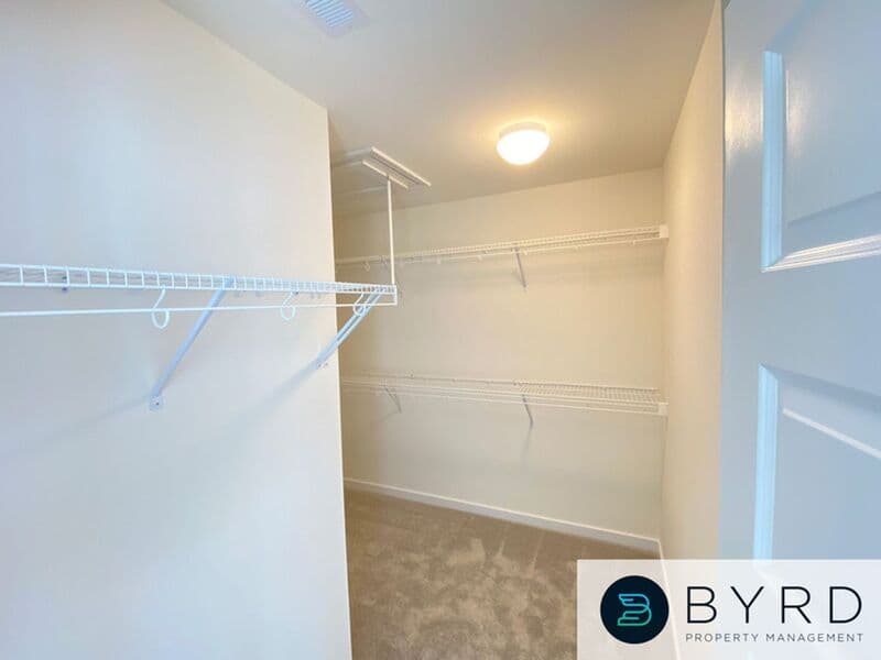 Moseley Townhome: 18549 Palisades Ridge