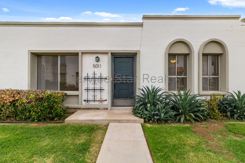 Scottsdale Townhome: 5011 N 83rd St