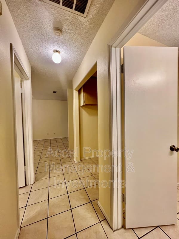 Edinburg Condo: 1201 Carmen
