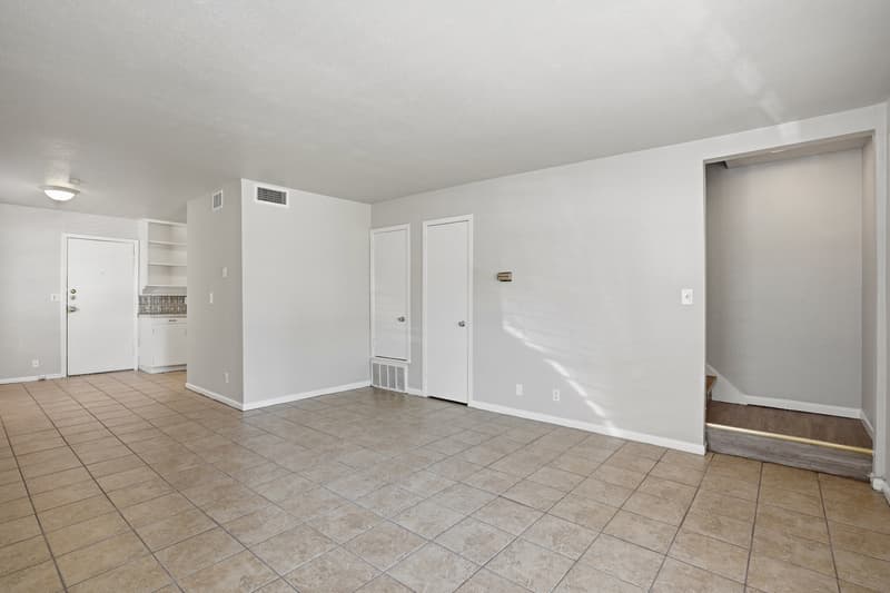 Fort Worth House: 3209 Rogers Avenue