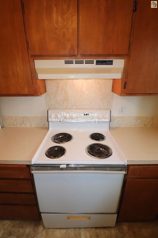 Oregon City Townhome: 581 Holmes Lane