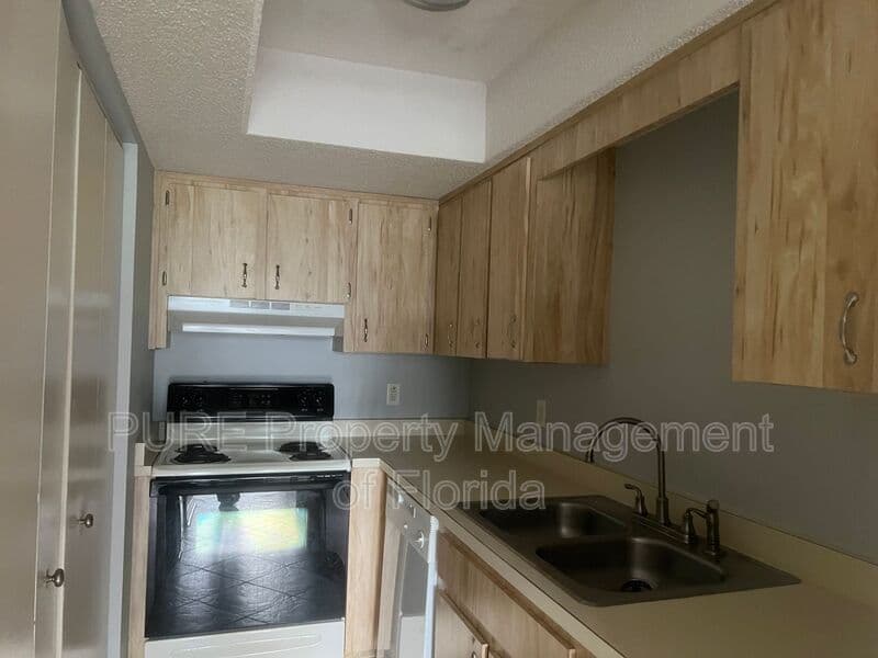 Ocala House: 3002 SE 5 Terrace