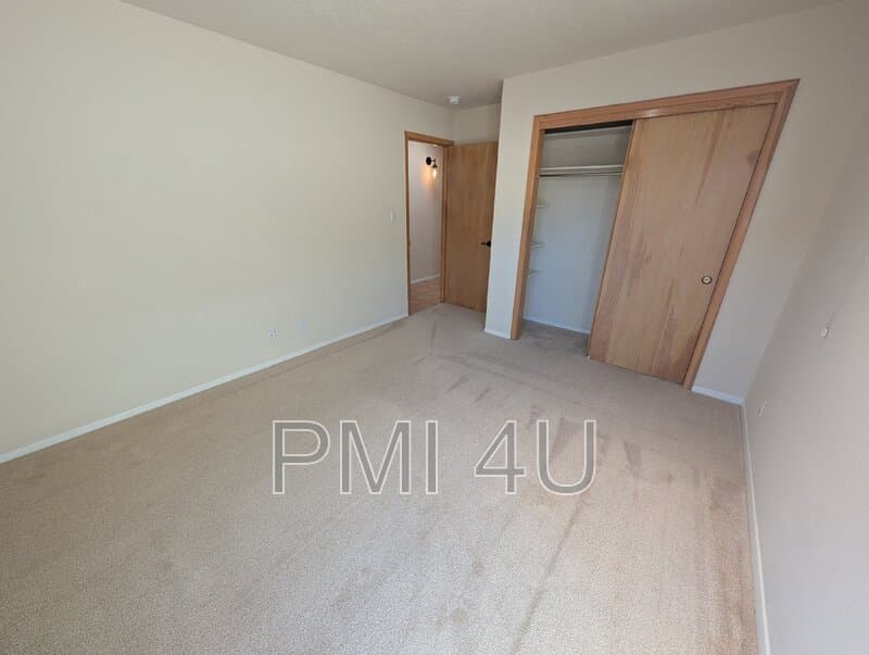 Albuquerque House: 12612 Carmel Ct NE