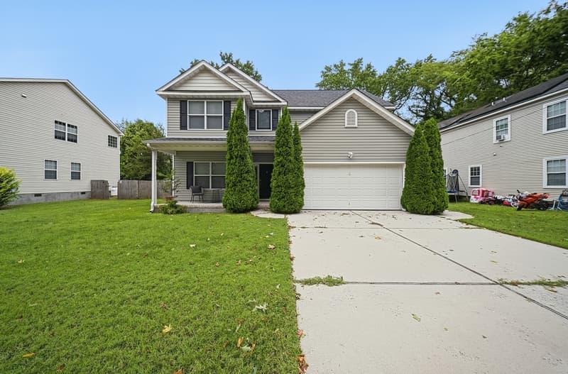 Norfolk House: 1014 Avenue H