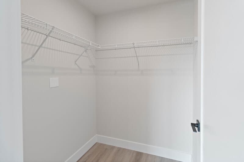 Flemington Apartment: 70 Church St