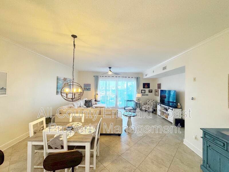 Destin Condo: 211 Durango Road
