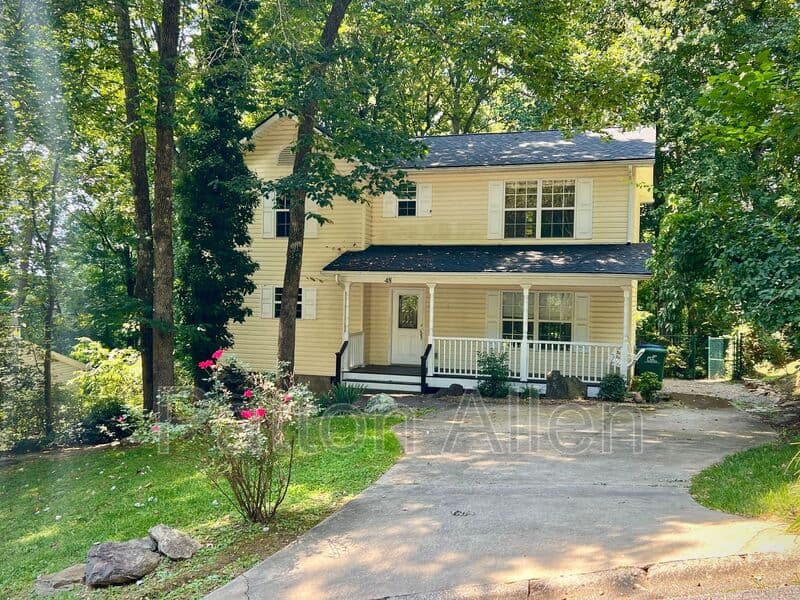 Asheville House: 48 Mountain Site Ln