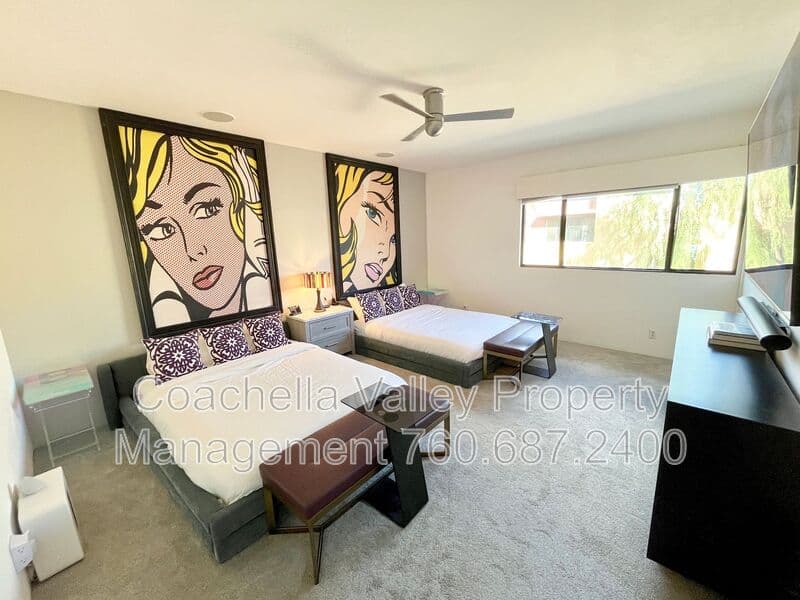 Palm Springs House: 353 Cheryl Dr