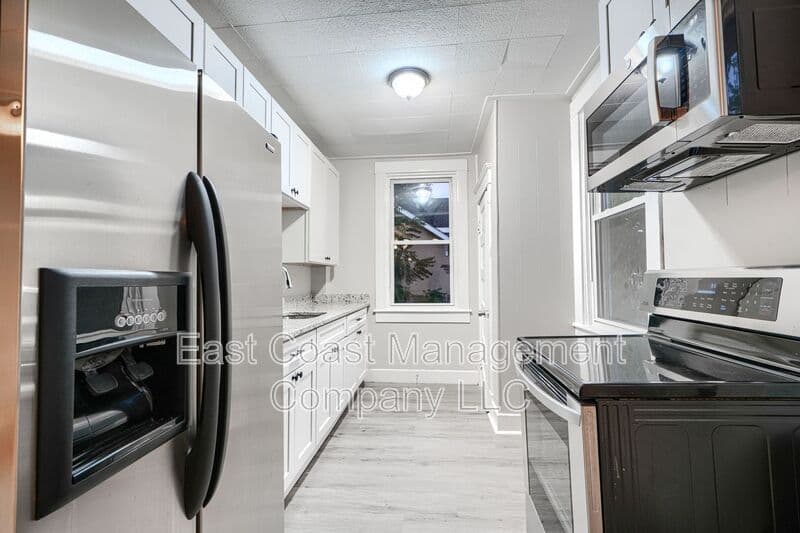 Baltimore Condo: 5510 Edna Ave