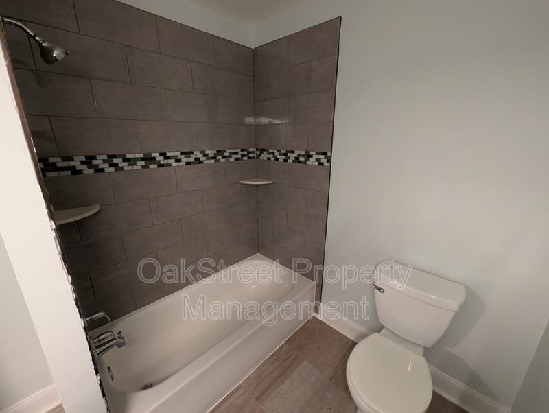 Clementon Condo: 256 La Cascata Drive