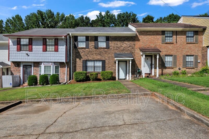 Birmingham House: 2346 Grayson Valley Circle