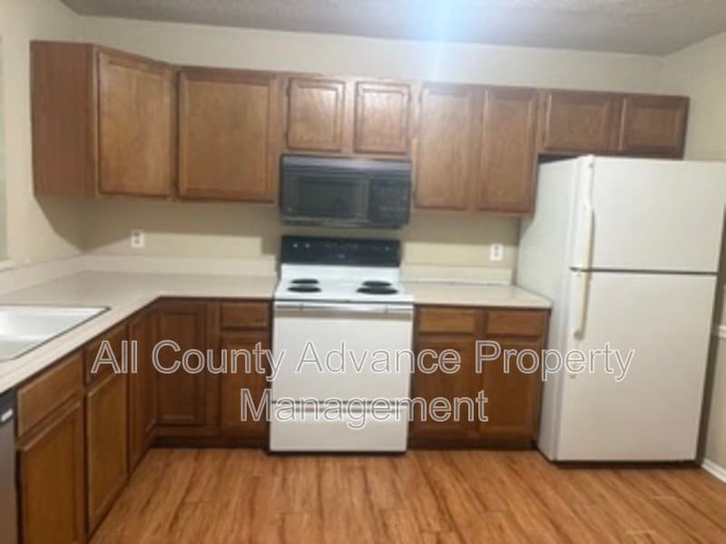 Unit 5
New Port Richey Condo: 7109 Kirsch Ct