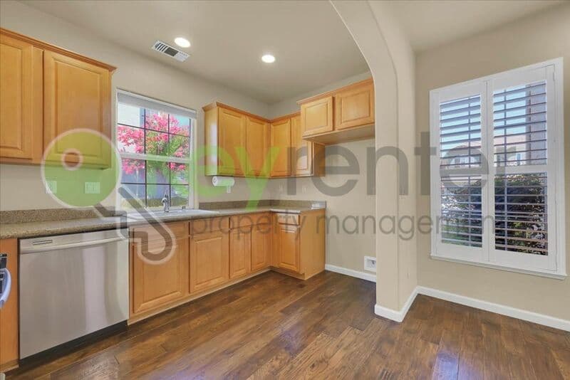 Orangevale House: 6123 Rolkingham Lane