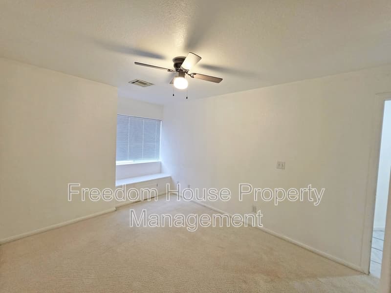 Pahrump House: 2060 River Plate Drive