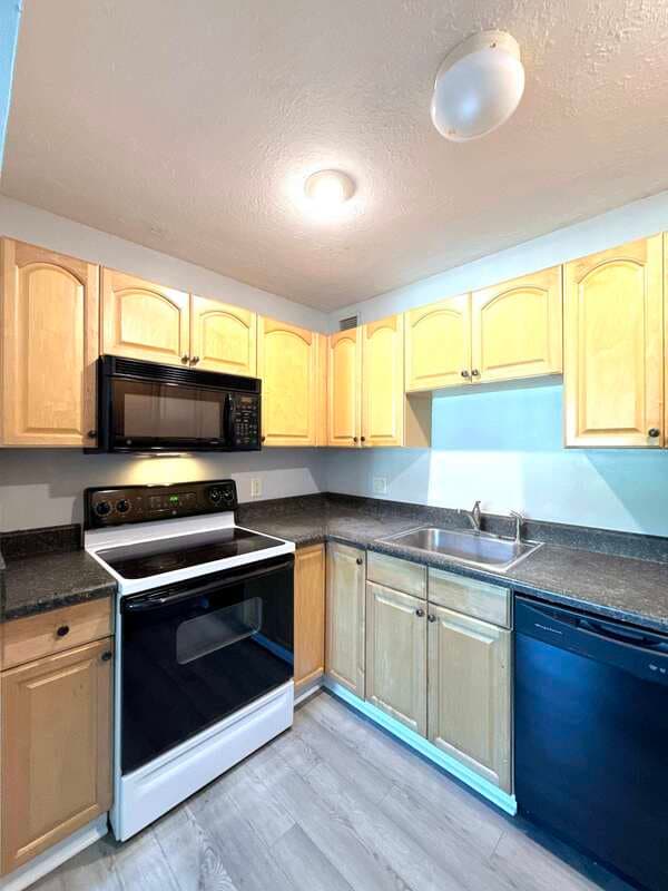Tampa Condo: 13690 Orange Sunset Drive