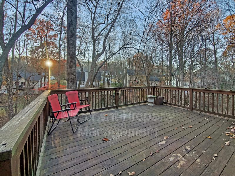 Greenville House: 11 Tupelo Court