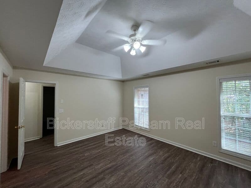 Hamilton House: 130 Mobley Court