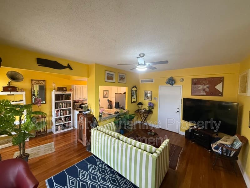 Unit 511
Tampa Condo: 2109 Bayshore BLVD