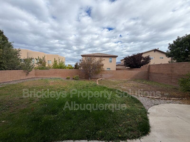 Albuquerque House: 1904 Busher St. SE