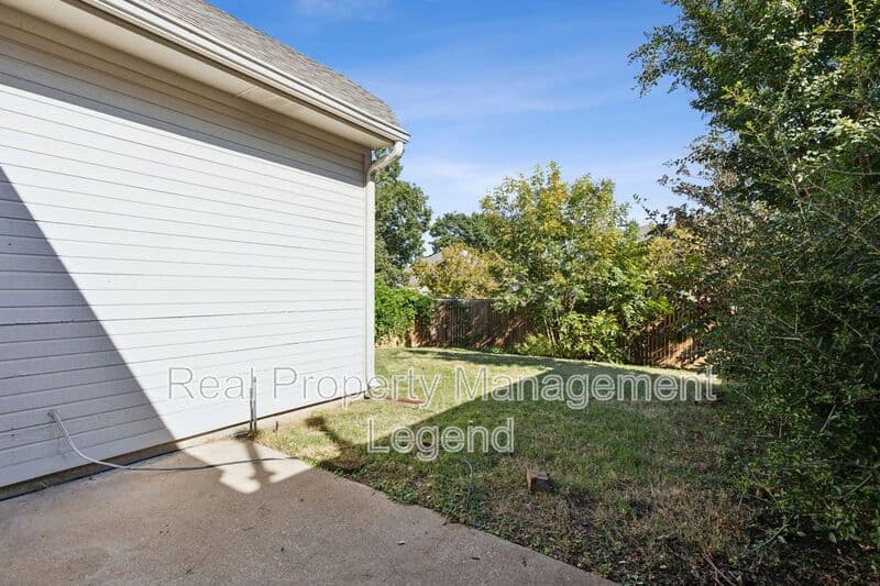 Plano House: 8012 Greenwood Dr