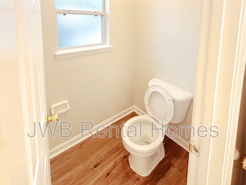 Orange Park House: 383 Turtle Dove Dr