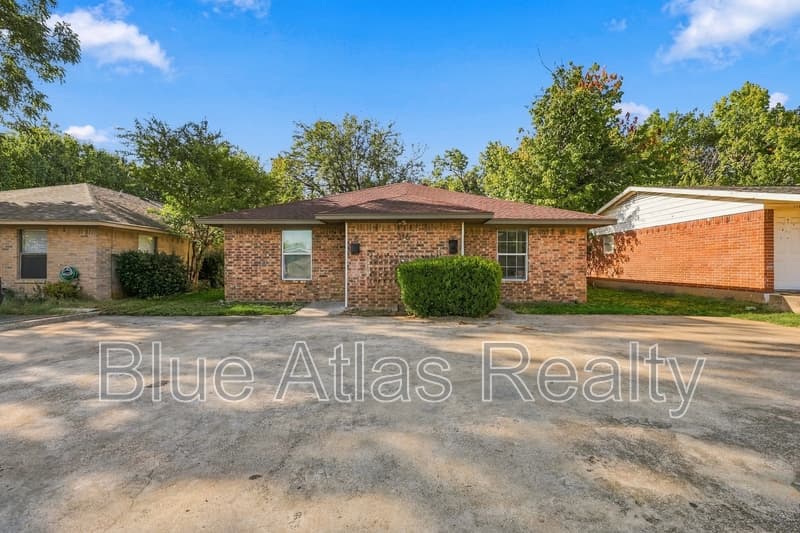 Arlington House: 116 Maple Street - B