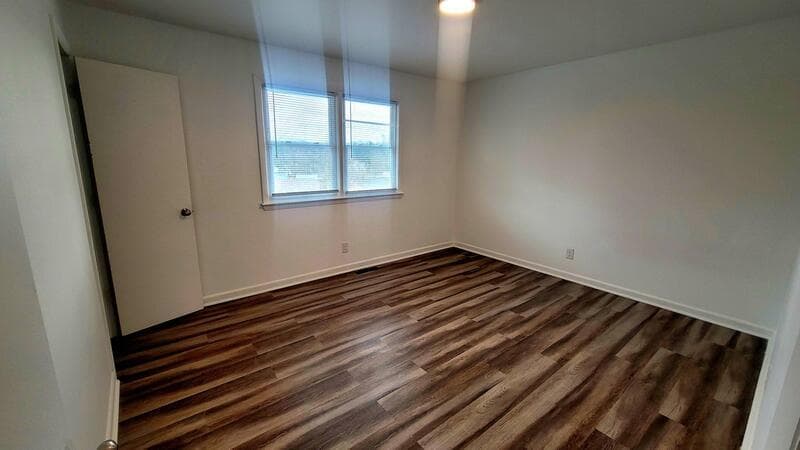 Petersburg Townhome: 1518 West Clara Drive
