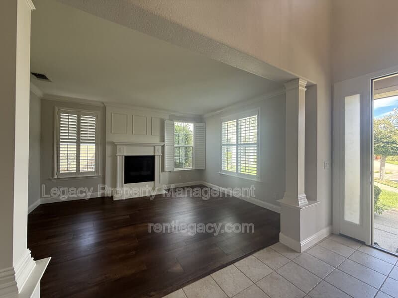 Roseville House: 8843 Latigo Court