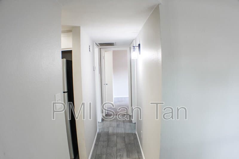 Tempe Condo: 821 South Casitas Drive