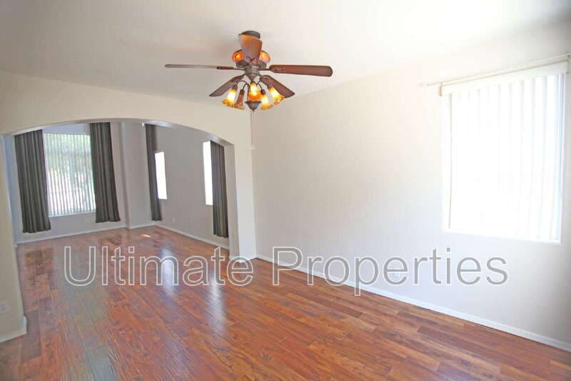 Peoria House: 25602 N 68th Dr