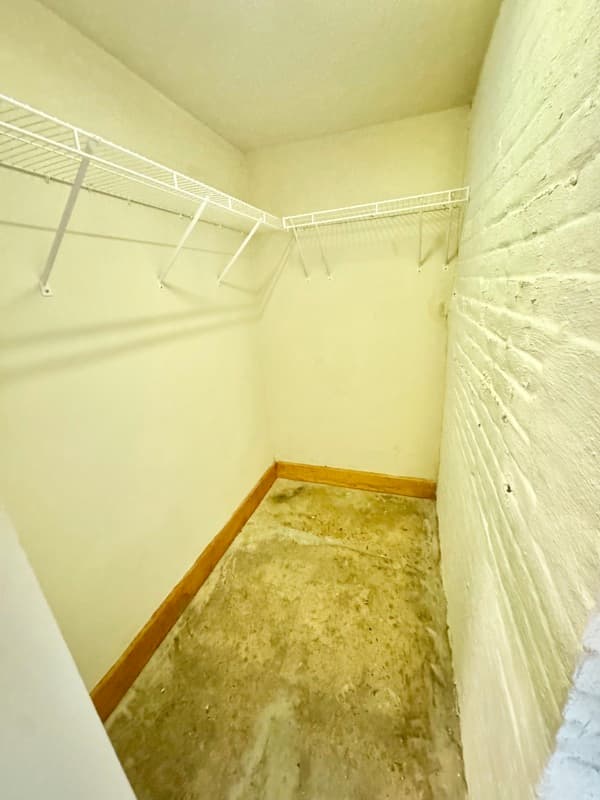 Richmond Condo: 114 Virginia st