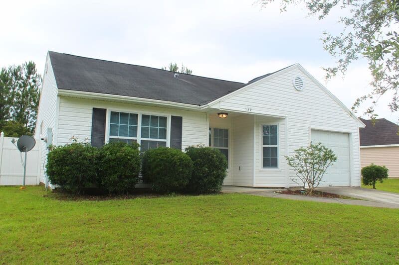 Pooler House: 132 Bluelake Blvd