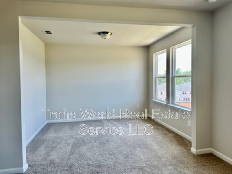 Braselton House: 5950 Green Ash