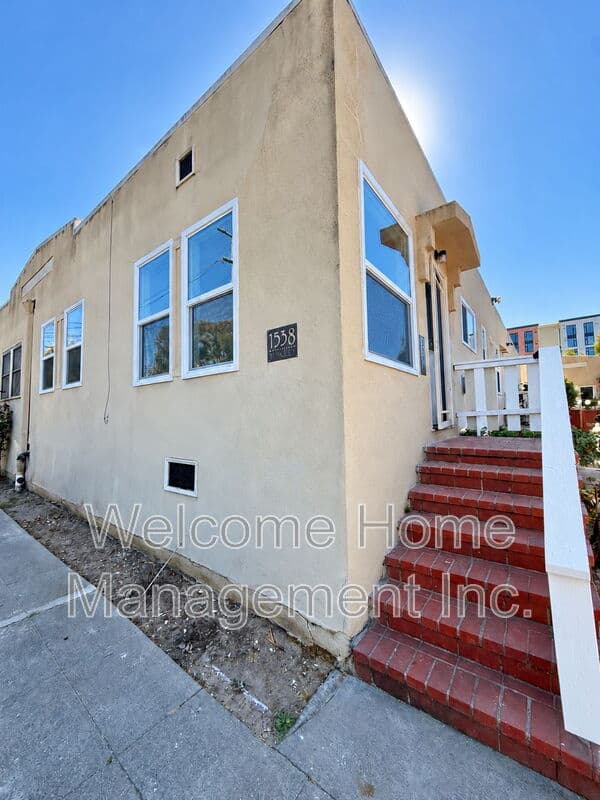 Berkeley Condo: 1538 Berkeley Way