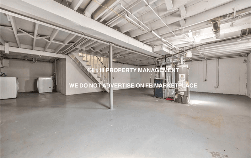 Shawnee House: 10822 West 49th Street
