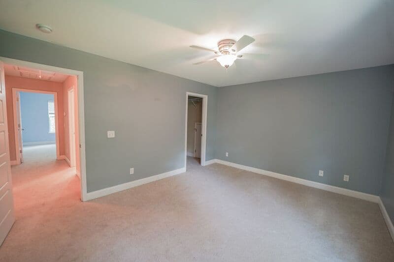 Richmond Hill House: 252 Cottonham Ct