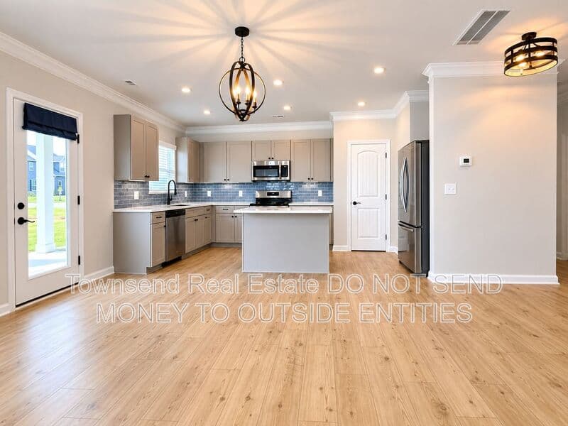 Fayetteville House: 1716 Nesting Trail Dr.
