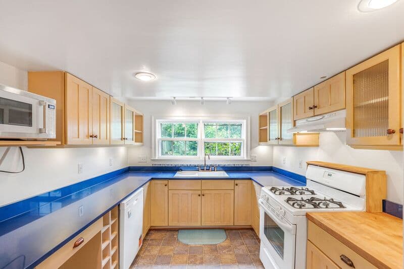 Fredericksburg House: 708 Kenmore Ave