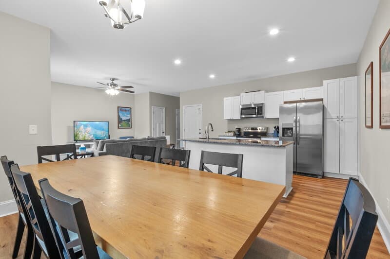Aberdeen Townhome: 881 Ducks Lndg