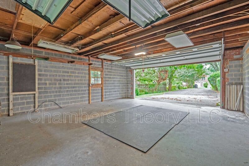 Falls Church House: 3318 Holloman Rd.