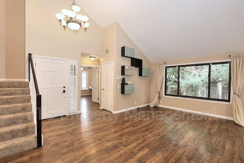 Gold River House: 2173 Roaring Camp Drive