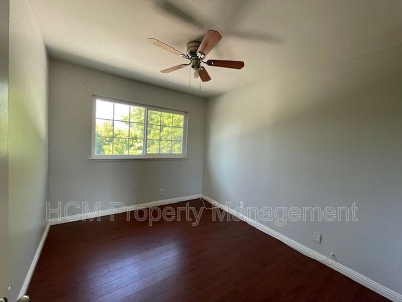 Irvine House: 3651 Claremont St